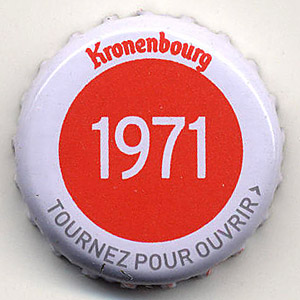 19067